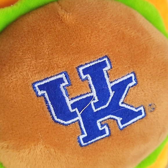 UK University of Kentucky Wildcats Cats Embroidered Cheeseburger Dog Squeek Toy - Picture 5 of 11